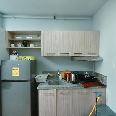 Cozy Unit With Free Pool, Netflix & Wifi In Alabang Crq3 Apart otel Muntinlupa City Dış mekan fotoğraf